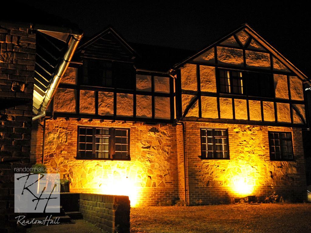 Random Hall Slinfold Exterior foto